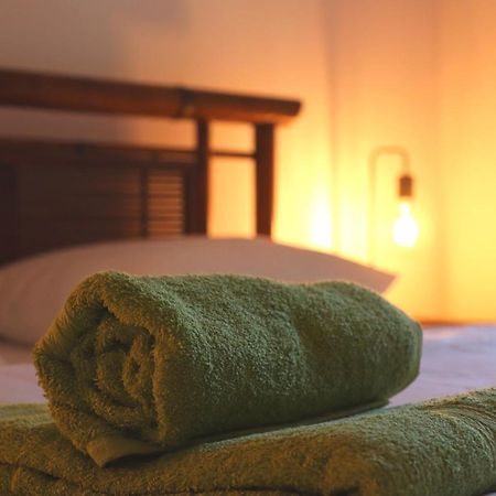 Cozy Apartment Mit Sonnenterrasse, Ofen & Netflix Melschede Luaran gambar