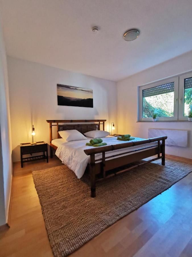 Cozy Apartment Mit Sonnenterrasse, Ofen & Netflix Melschede Luaran gambar